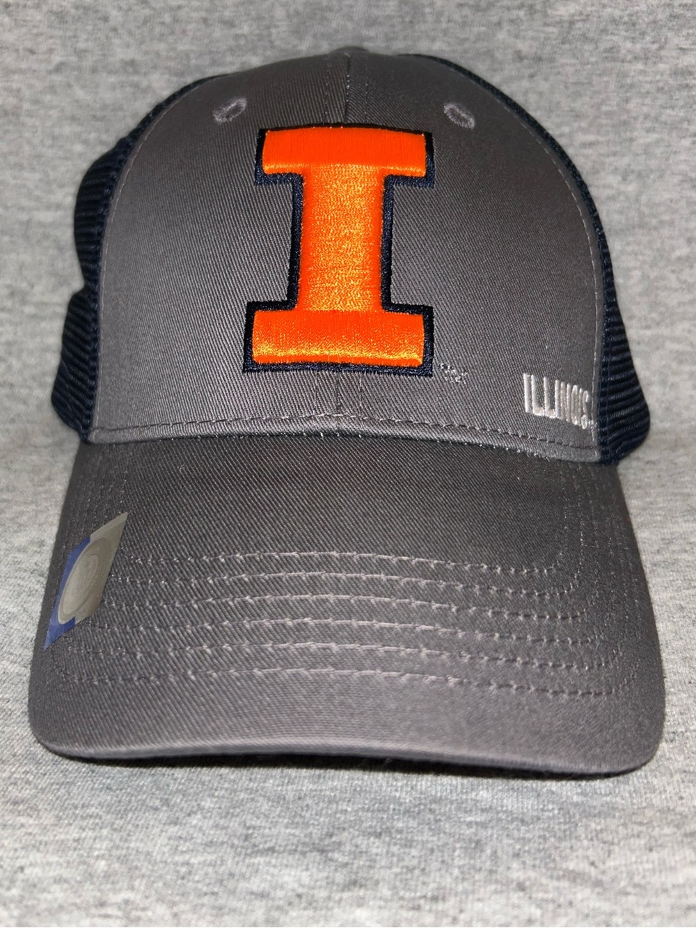 🏈🏟️ University of Illinois Structured Mesh SnapBack Hat 🏟️🏀